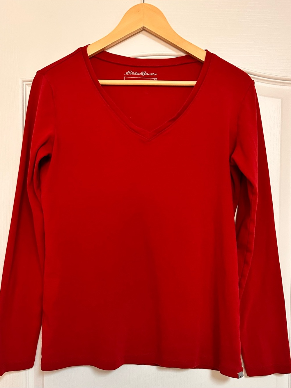 Eddie Bauer Red V-Neck Long Sleeve Tee